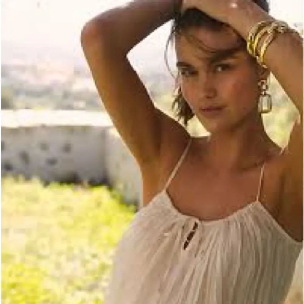 J Crew Cream Crinkle Spaghetti Strap Top